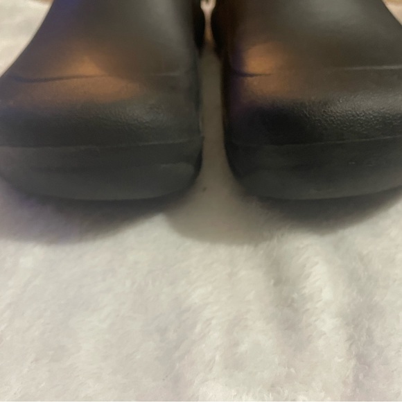 Crocs Unisex Adult Men's and Women's Bistro Clog | Slip Resistant Work Shoes 9/7 - Picture 9 of 10